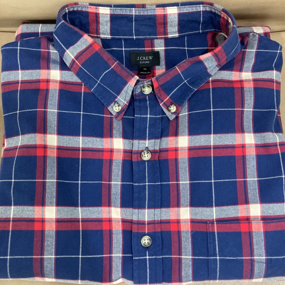 Men’s long sleeve JCrew button down shirt